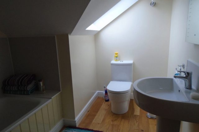  Image of 3 Bedroom Detached to rent at Galashiels Borders Borders, EH38 5YS